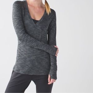 lululemon long sleeve v neck fitted grey top